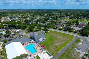 11855 Dumaine Valley Rd, Riverview, FL 33579 - Photo 35