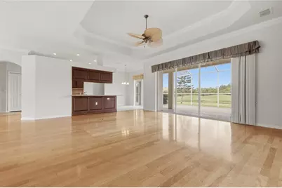 7154 Melogold Circle, Land O Lakes, FL 34637 - Photo 11