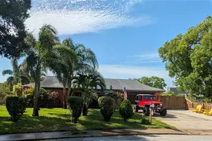 3849 Edgemont Dr, New Port Richey, FL 34652 - Photo 5