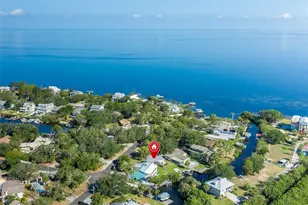 3318 Pineview Dr, Holiday, FL 34691 - Photo 3
