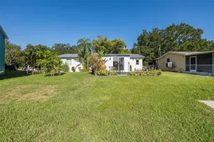3318 Pineview Dr, Holiday, FL 34691 - Photo 43