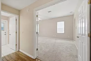 8402 Maybelle Dr, Weeki Wachee, FL 34613 - Photo 23