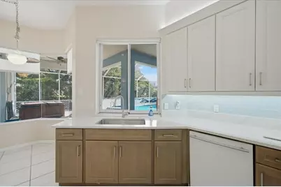 8402 Maybelle Drive, Weeki Wachee, FL 34613 - Photo 21