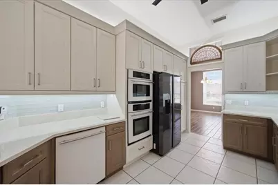 8402 Maybelle Drive, Weeki Wachee, FL 34613 - Photo 9