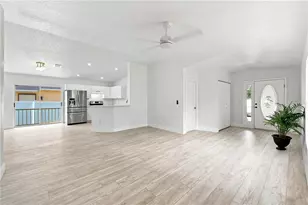 6812 Lyman Ave, Tampa, FL 33610 - Photo 5
