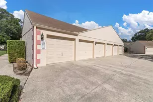 11337 Versailles Ln, Port Richey, FL 34668 - Photo 39