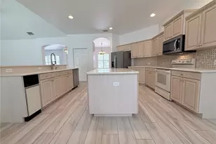 4690 W Tomahawk Dr, Beverly Hills, FL 34465 - Photo 11