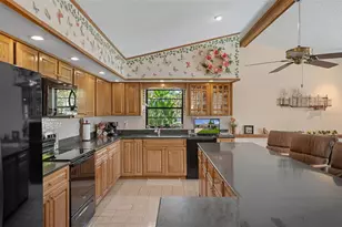 15602 Century Dr, Hudson, FL 34667 - Photo 25