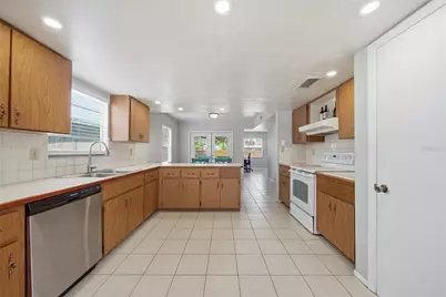 5315 9th Avenue Drive W, Bradenton, FL 34209 - Photo 11