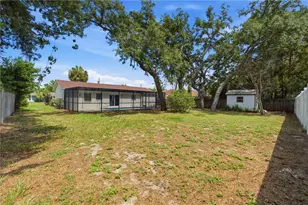 2335 Canfield Dr, Spring Hill, FL 34609 - Photo 27