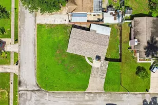 8900 59th Way, Pinellas Park, FL 33782 - Photo 5