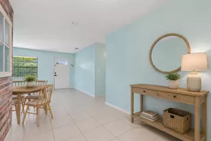 8900 59th Way, Pinellas Park, FL 33782 - Photo 9