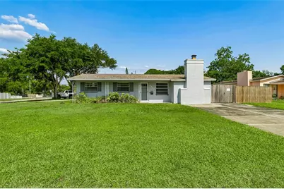 8900 59th Way, Pinellas Park, FL 33782 - Photo 1