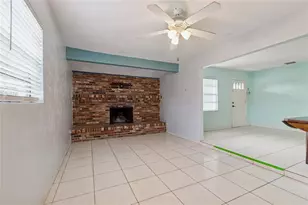 8900 59th Way, Pinellas Park, FL 33782 - Photo 7