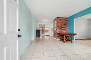 8900 59th Way, Pinellas Park, FL 33782 - Photo 11