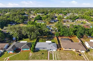 7178 Holiday Dr, Spring Hill, FL 34606 - Photo 25