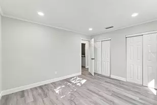 7178 Holiday Dr, Spring Hill, FL 34606 - Photo 15