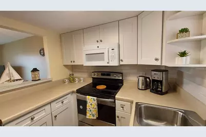 5154 Turquoise Lane #201, New Port Richey, FL 34652 - Photo 5