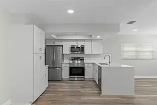 7335 Blackbird Ave, Weeki Wachee, FL 34613 - Photo 15