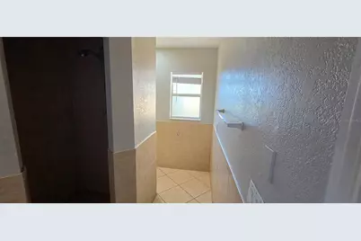6807 E North Bay Street, Tampa, FL 33610 - Photo 23