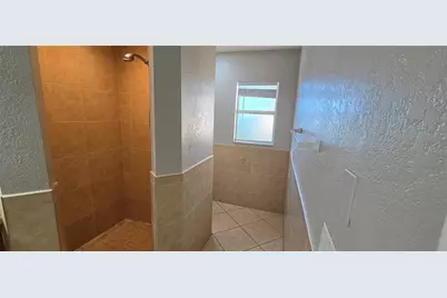 6807 E North Bay Street, Tampa, FL 33610 - Photo 25