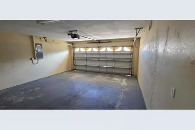 6807 E North Bay Street, Tampa, FL 33610 - Photo 27