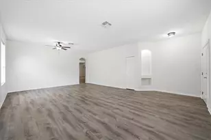 13444 Haverhill Dr, Spring Hill, FL 34609 - Photo 5
