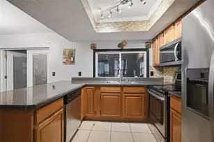 12227 Glen Haven St, Spring Hill, FL 34609 - Photo 11
