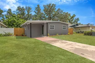 4628 15th Ave S, Saint Petersburg, FL 33711 - Photo 1