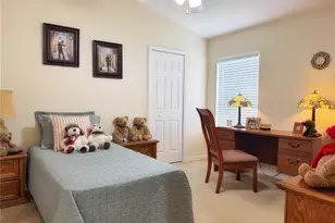 259 Center Oak Cir, Spring Hill, FL 34609 - Photo 21