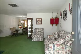 5248 Ironwood Ln, New Port Richey, FL 34653 - Photo 7
