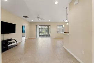 13589 Hunters Point St, Spring Hill, FL 34609 - Photo 11