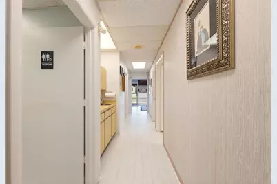 2101 Indian Rocks Road S, Largo, FL 33774 - Photo 17
