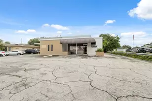 2101 Indian Rocks Road S, Largo, FL 33774 - Photo 1