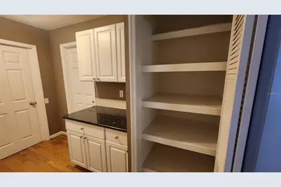 155 69th Avenue N, Saint Petersburg, FL 33702 - Photo 9