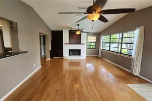 155 69th Ave N, Saint Petersburg, FL 33702 - Photo 11