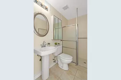 701 Mirror Lake Drive N #102, Saint Petersburg, FL 33701 - Photo 33