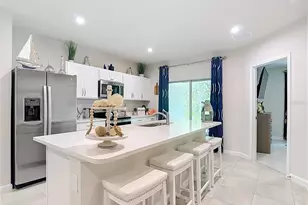 12000 Grizzly Ln, New Port Richey, FL 34654 - Photo 9