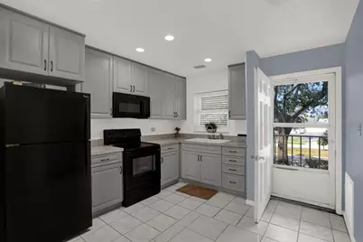 4939 Floramar Terrace #204, New Port Richey, FL 34652 - Photo 3