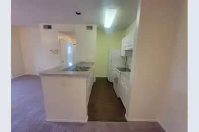 10020 Strafford Oak Court #923, Tampa, FL 33624 - Photo 11