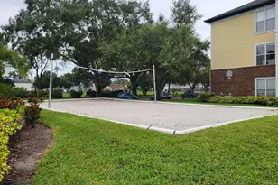 10020 Strafford Oak Ct, Tampa, FL 33624 - Photo 3
