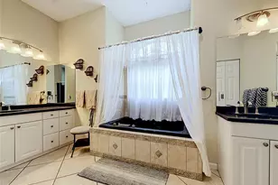 10301 Fox Sparrow Ave, Weeki Wachee, FL 34613 - Photo 25
