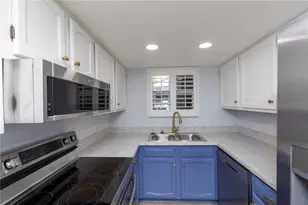 4008 Passport Ln, New Port Richey, FL 34653 - Photo 5