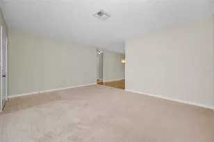 7952 Foxwood Dr, New Port Richey, FL 34653 - Photo 17