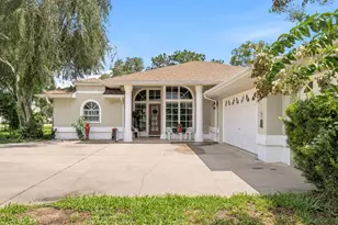13194 Roseanna Dr, Spring Hill, FL 34609 - Photo 3
