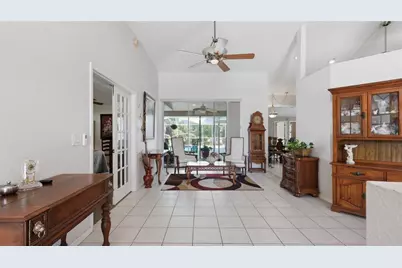 13194 Roseanna Drive, Spring Hill, FL 34609 - Photo 11