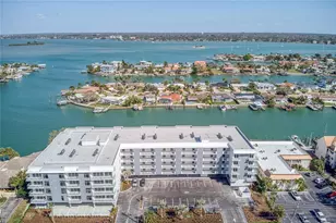 415 Island Way, Clearwater Beach, FL 33767 - Photo 19