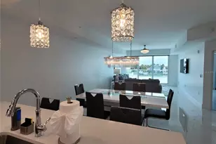 415 Island Way, Clearwater Beach, FL 33767 - Photo 11