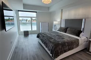 415 Island Way, Clearwater Beach, FL 33767 - Photo 5