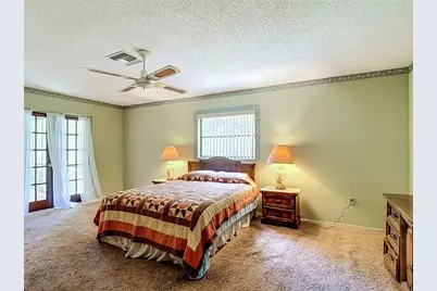 10050 Deer Lane, New Port Richey, FL 34654 - Photo 17